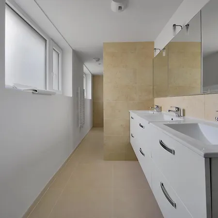 La Maison Lievinoise - Proche Gares Lieven Et Lens Holiday home